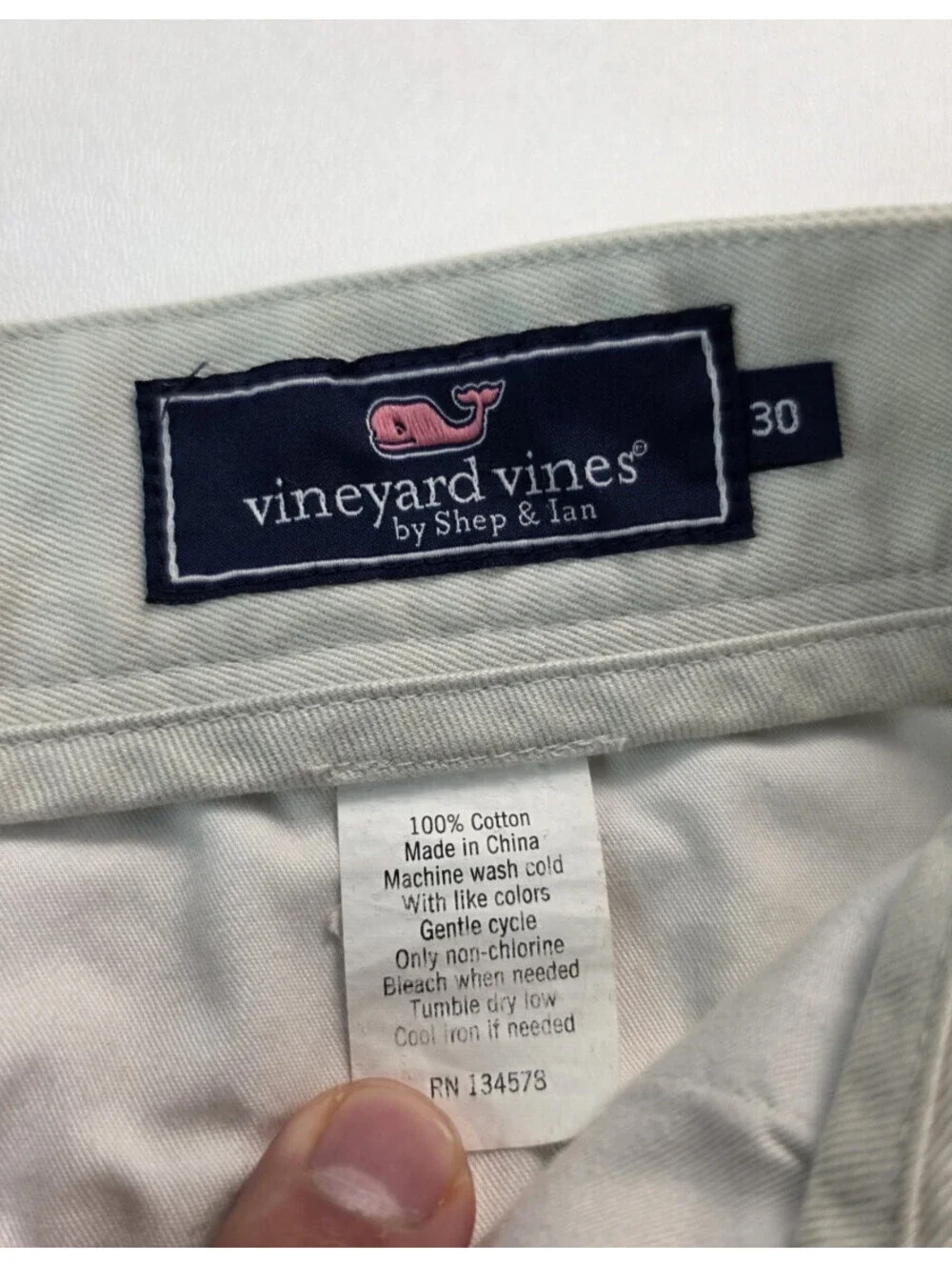 Vineyard Vines USA Flag Whale Logo AOP White Breaker Chino Shorts Mens Size 30